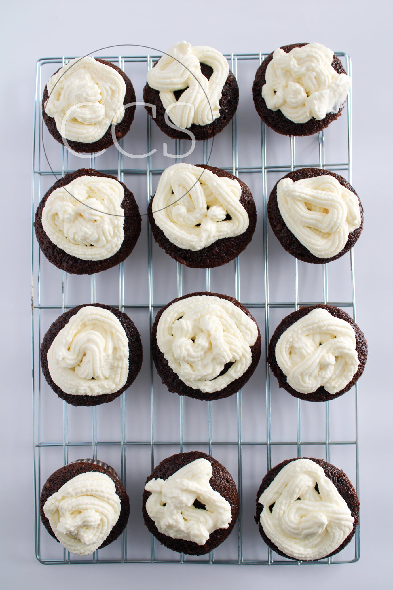 Gluten-Free Hot Cocoa Cupcakes - Set 3 of 6