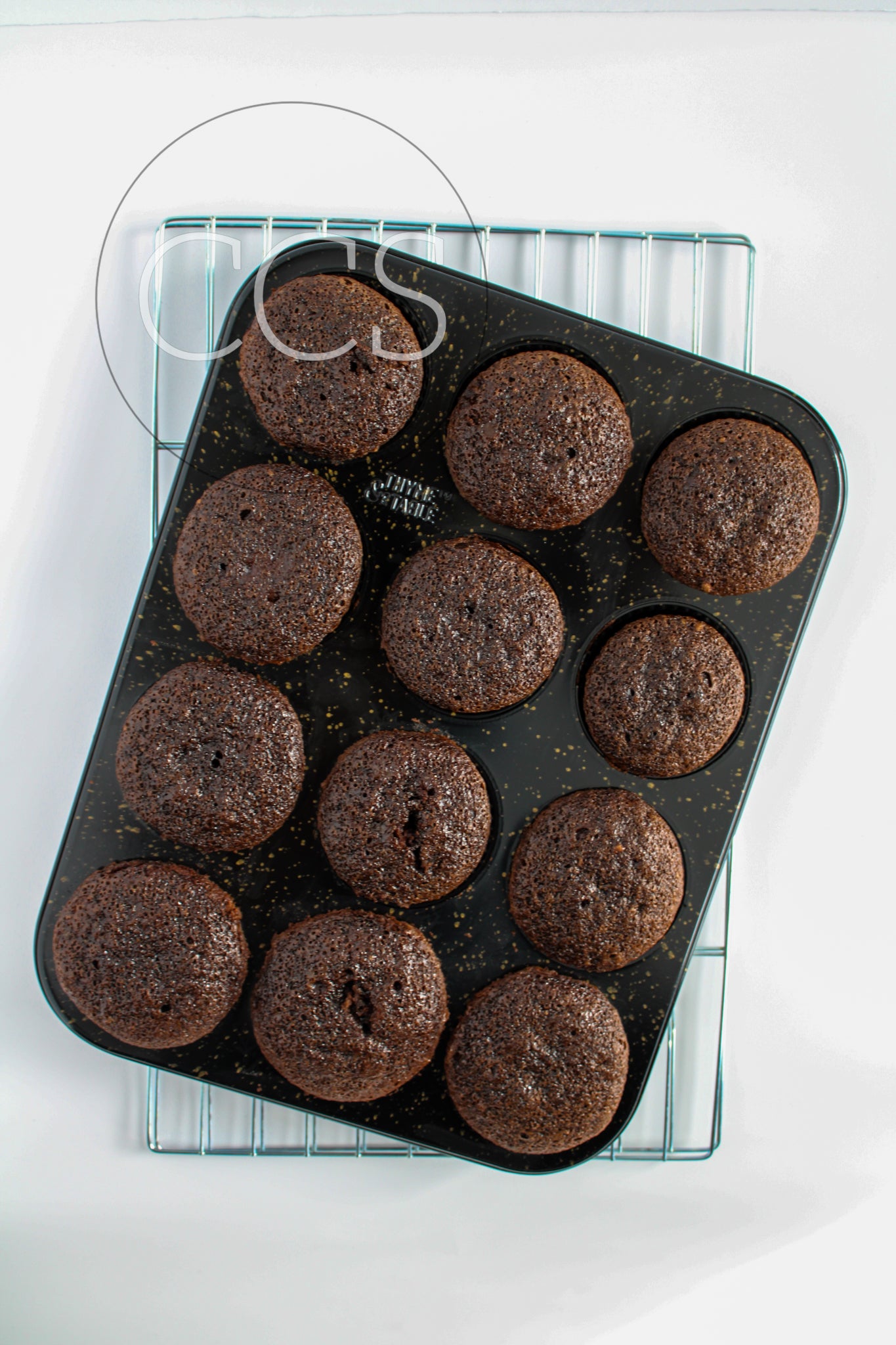 Gluten-Free Hot Cocoa Cupcakes - Set 1 of 6